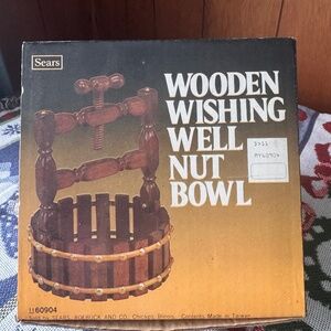 Vintage Sears and Roebuck Wooden Wishing Well Nut Bowl NIB